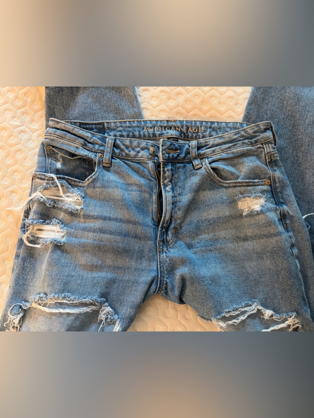 American Eagle Outfitters Light Blue Distressed Boyfriend Jeans
